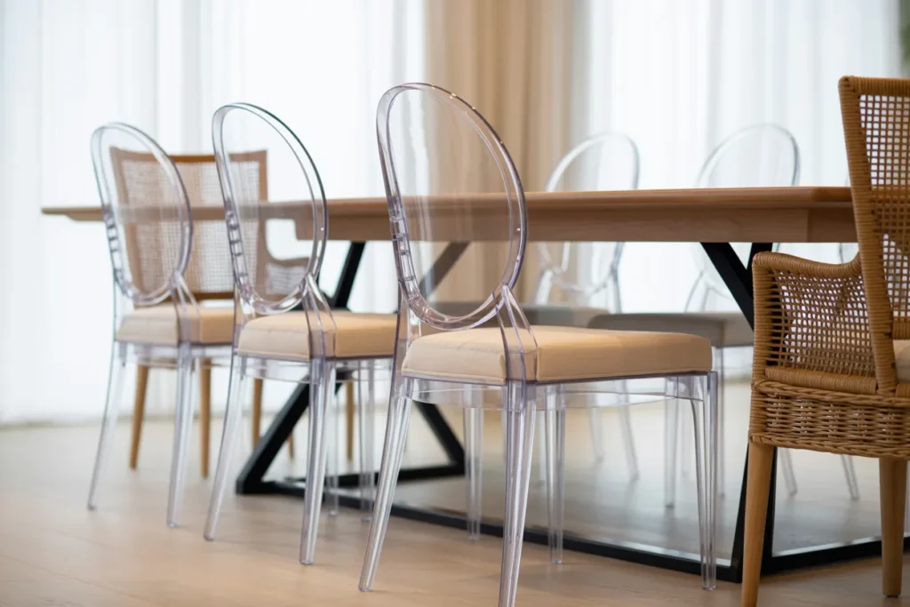 Low Visual Weight Dining Seating
